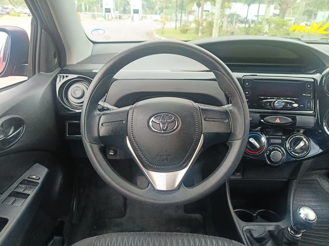 TOYOTA ETIOS