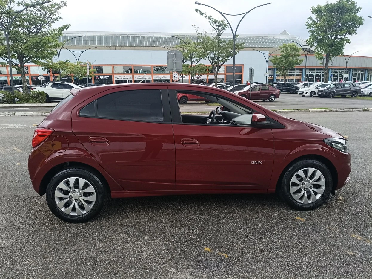 CHEVROLET ONIX