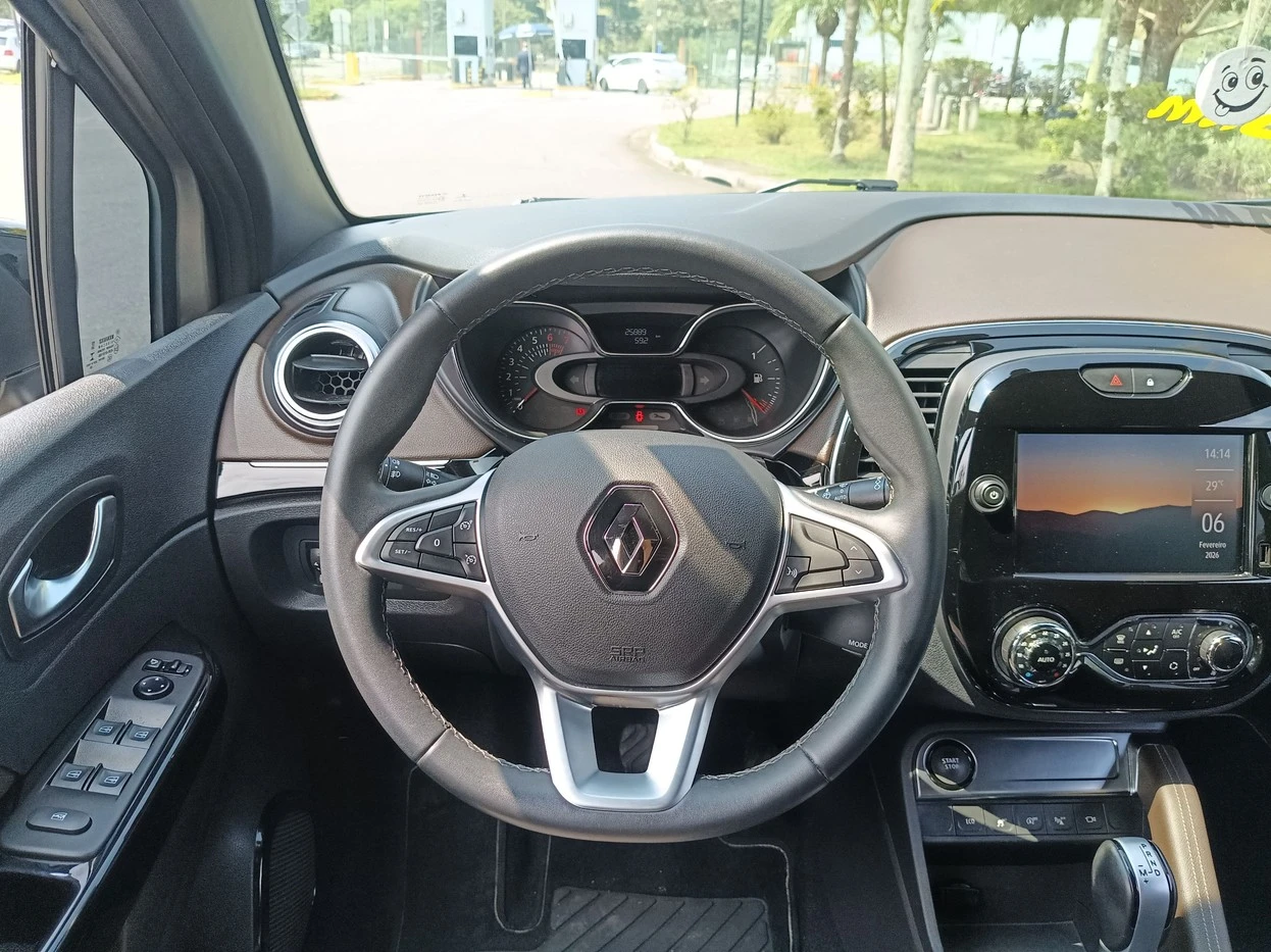 RENAULT CAPTUR