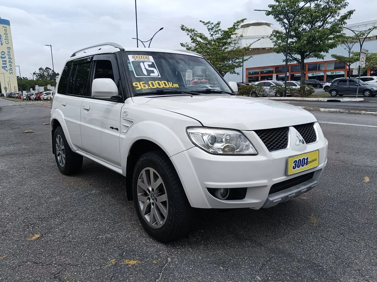 MITSUBISHI PAJERO TR4