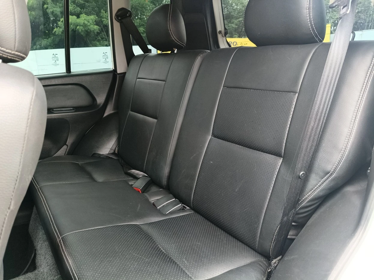 MITSUBISHI PAJERO TR4