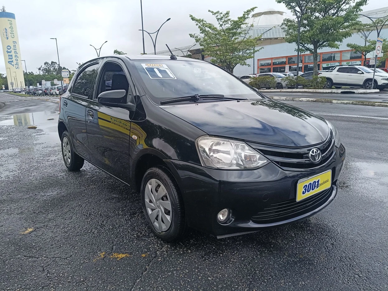 TOYOTA ETIOS