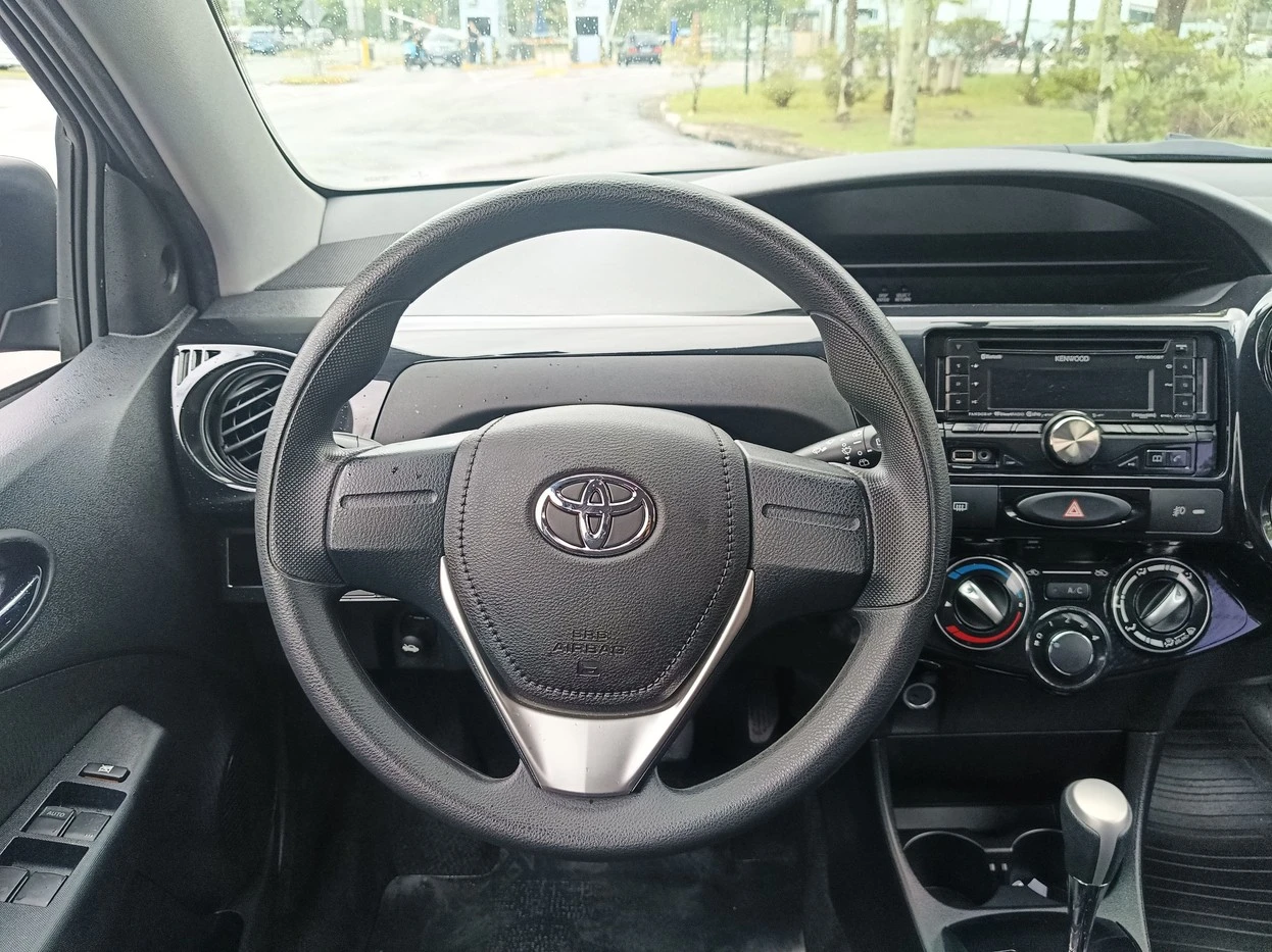 TOYOTA ETIOS