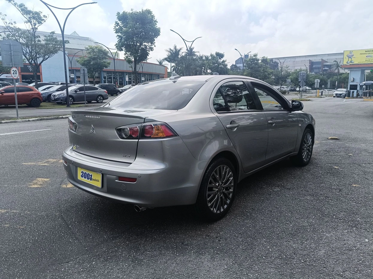 MITSUBISHI LANCER