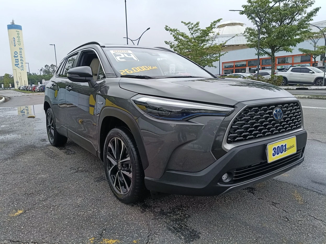 TOYOTA COROLLA CROSS