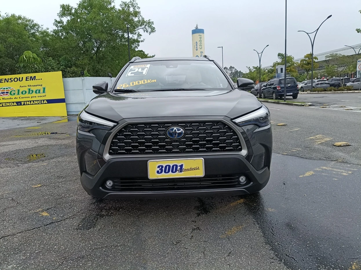 TOYOTA COROLLA CROSS