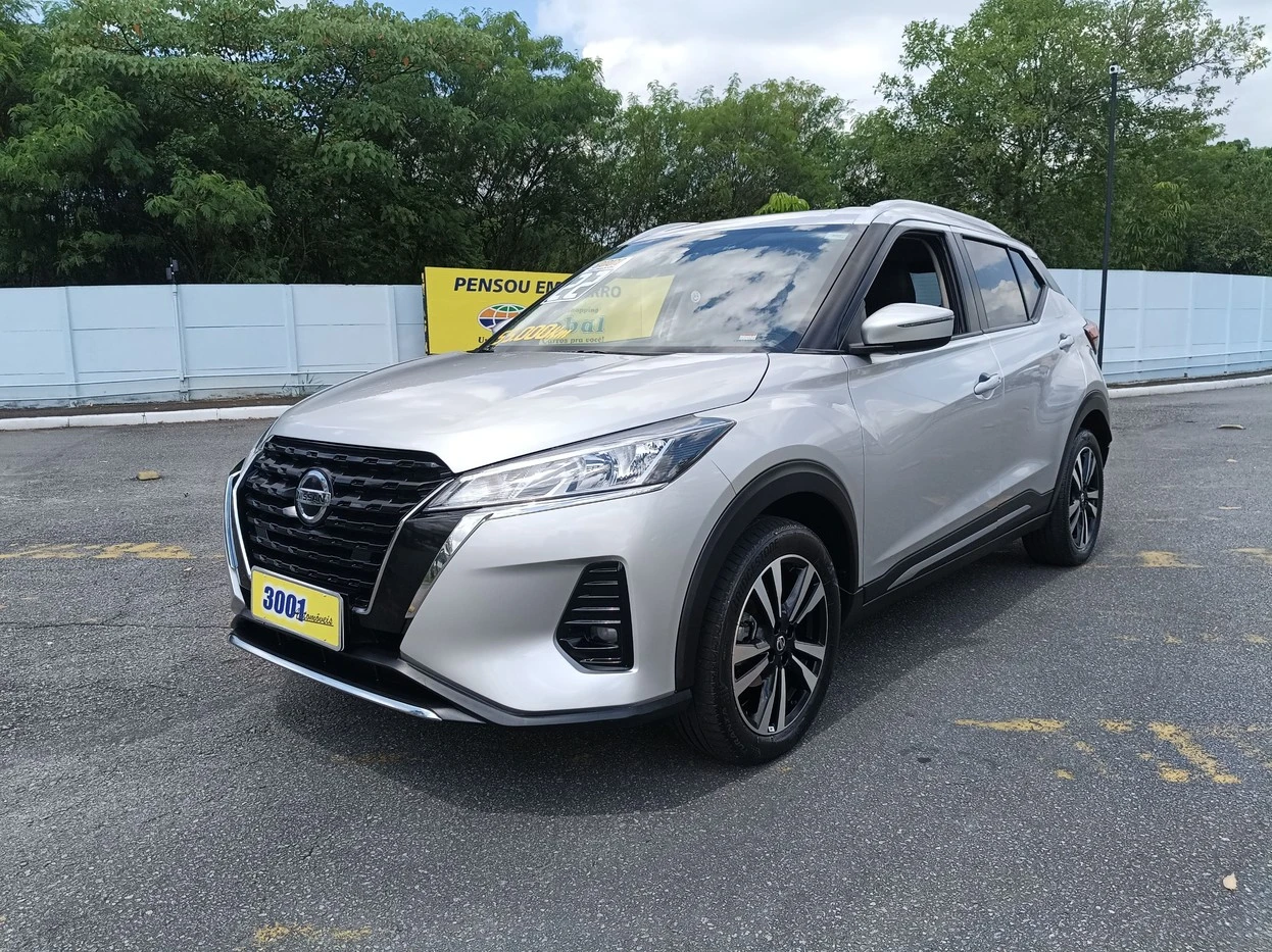 NISSAN KICKS