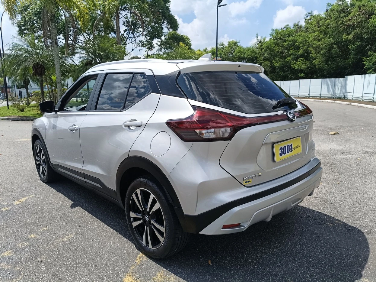 NISSAN KICKS