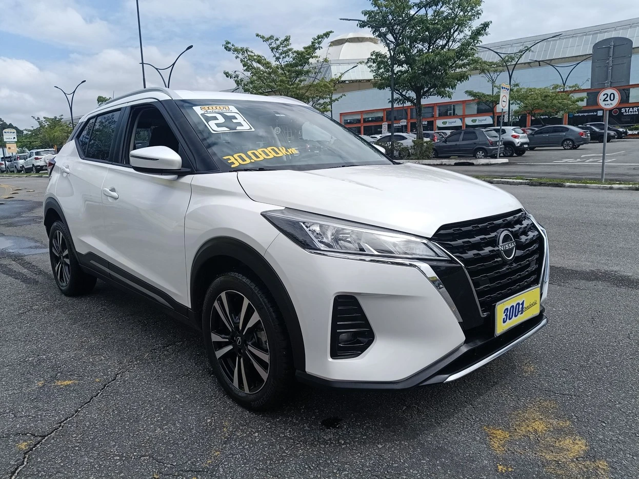 NISSAN KICKS