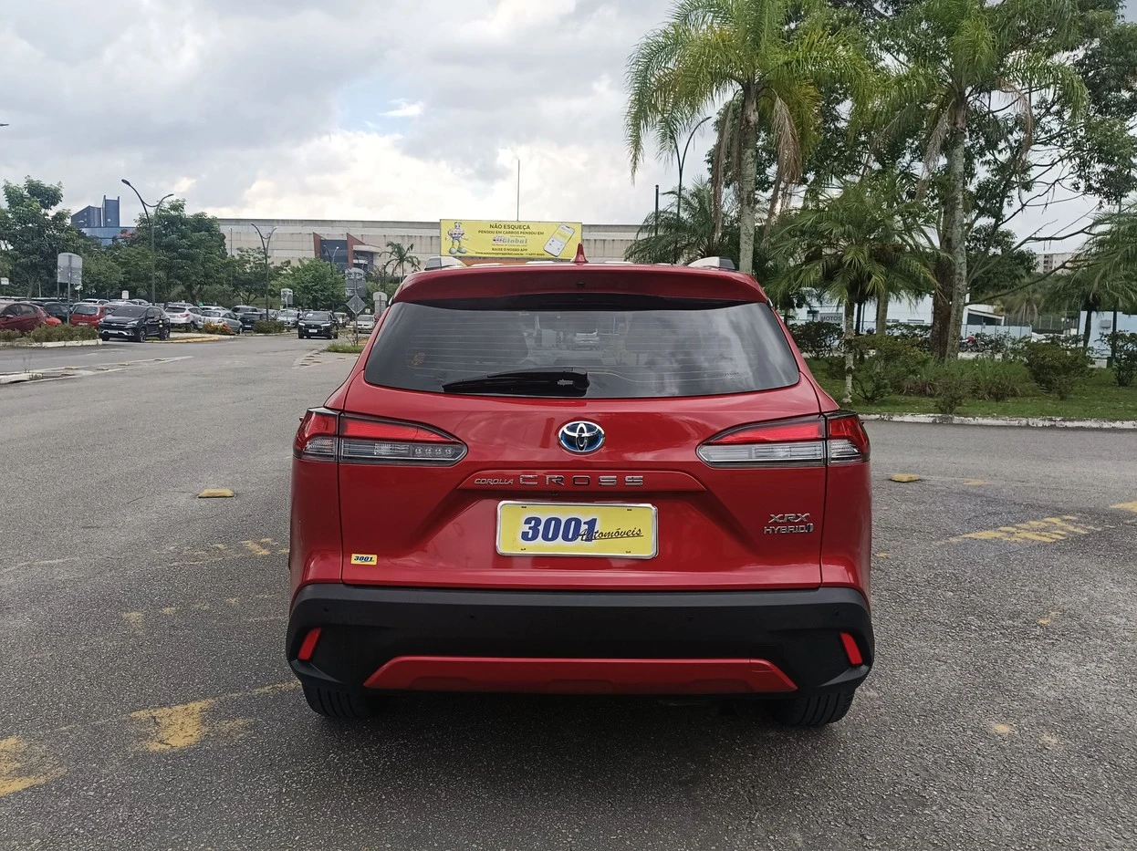 TOYOTA COROLLA CROSS
