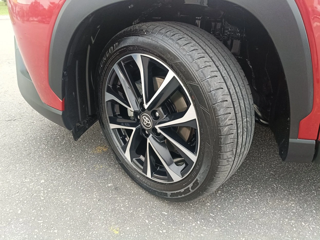 TOYOTA COROLLA CROSS