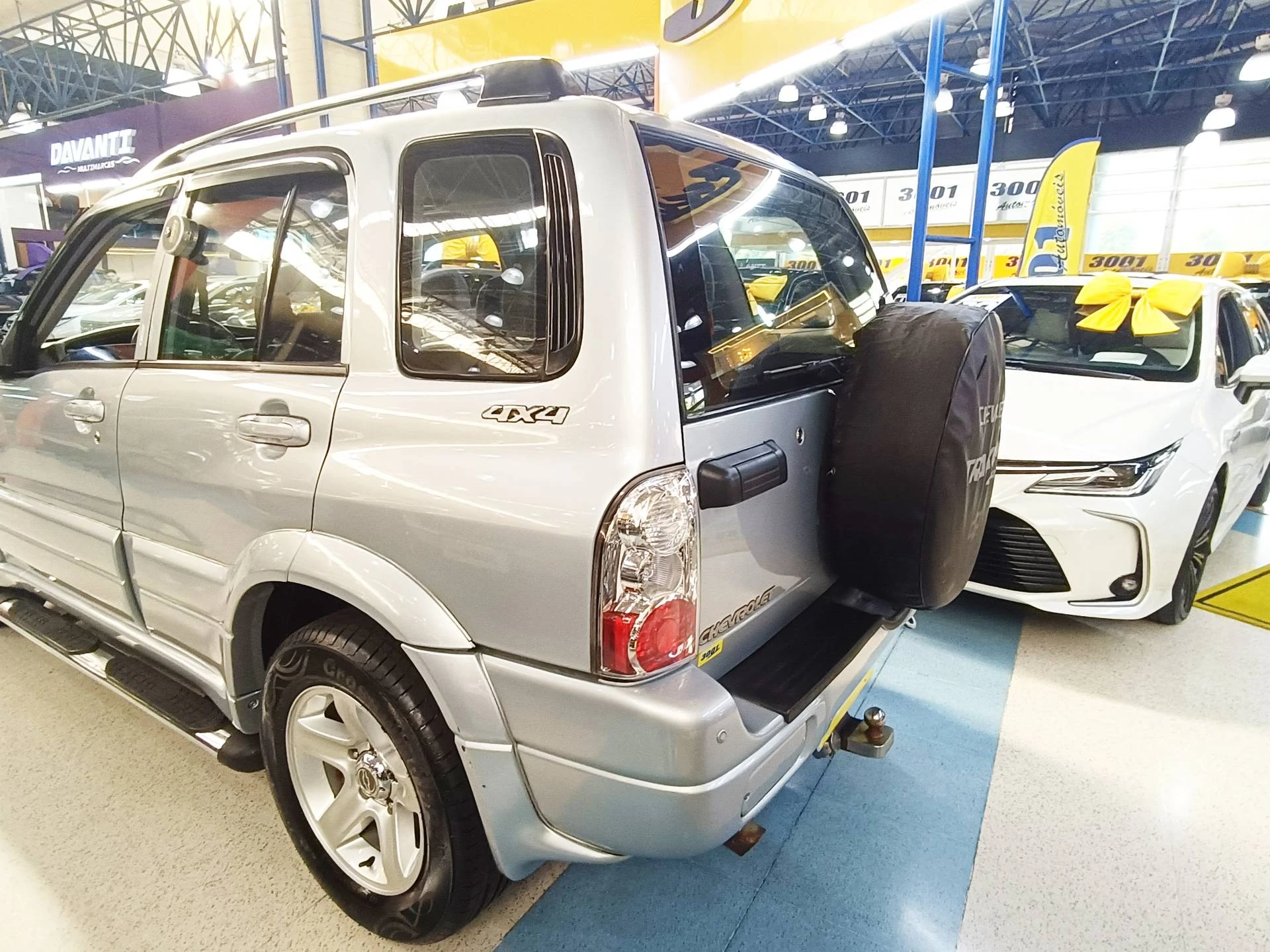 CHEVROLET TRACKER