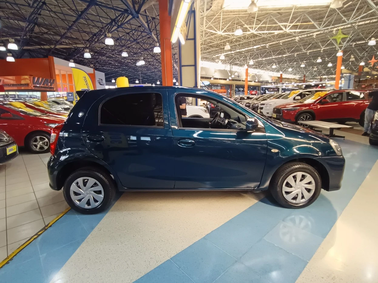 TOYOTA ETIOS