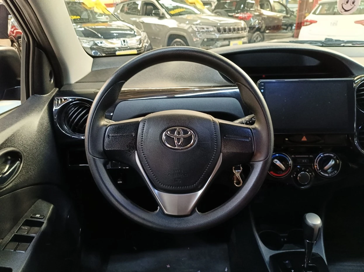 TOYOTA ETIOS