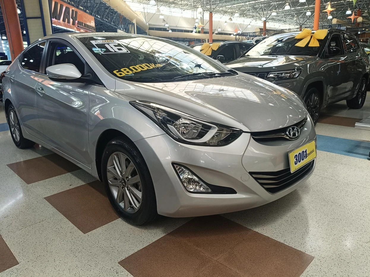 HYUNDAI ELANTRA