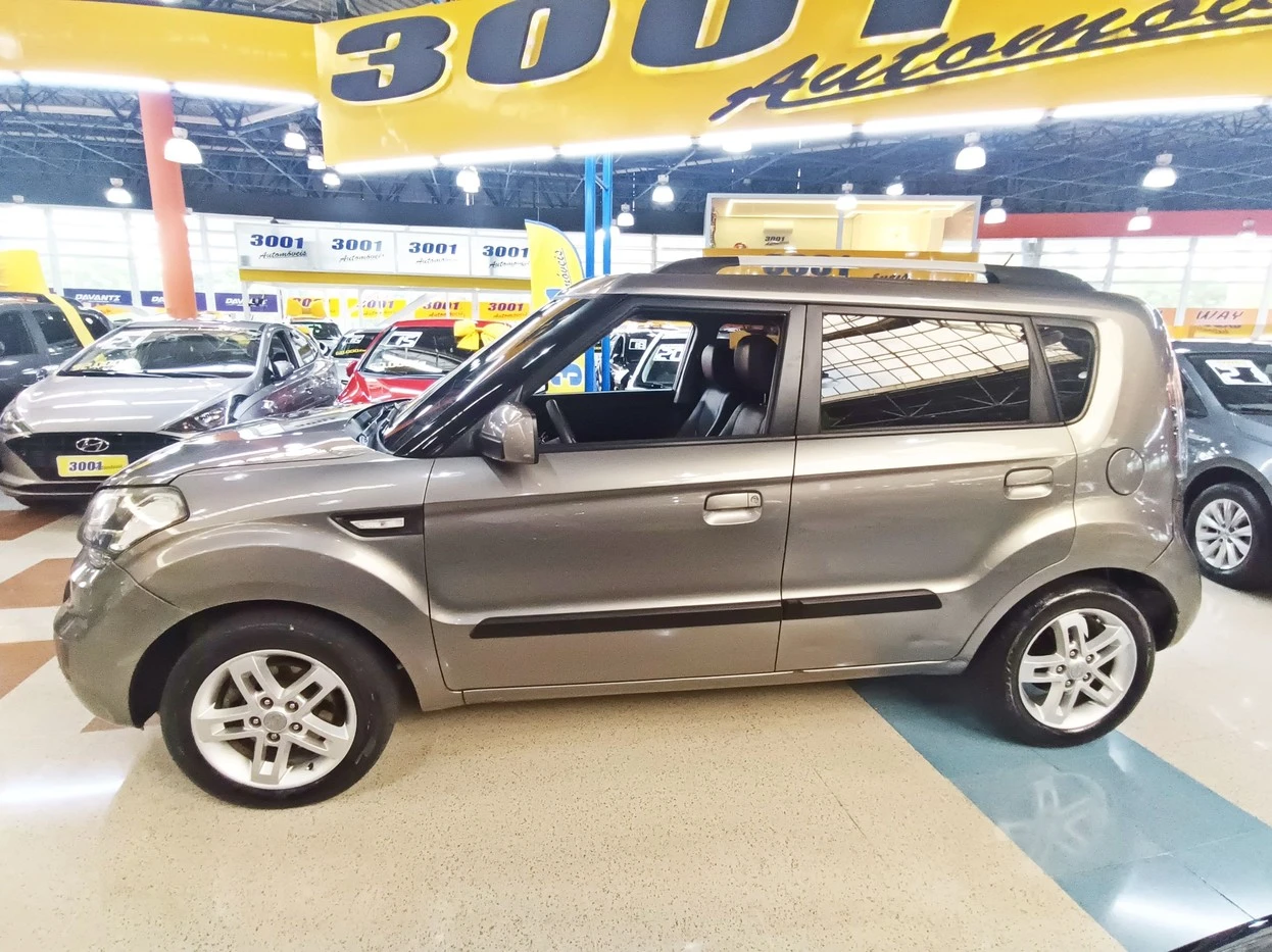 KIA SOUL