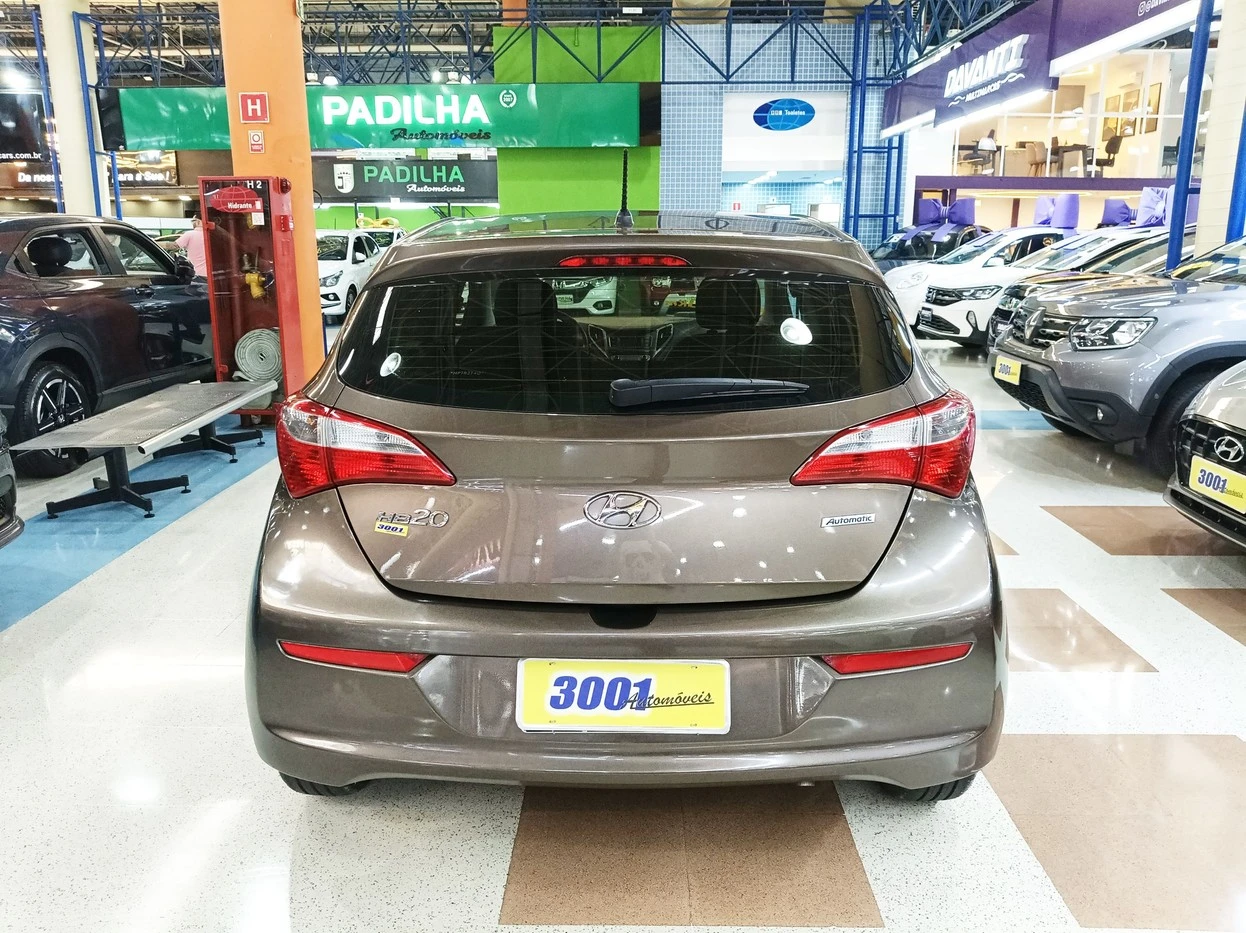 HYUNDAI HB20
