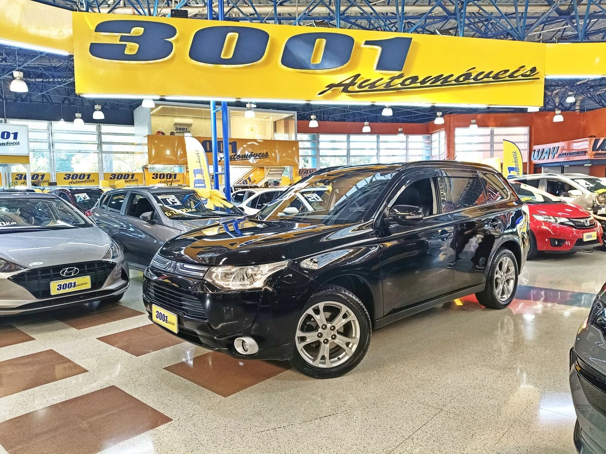 MITSUBISHI OUTLANDER