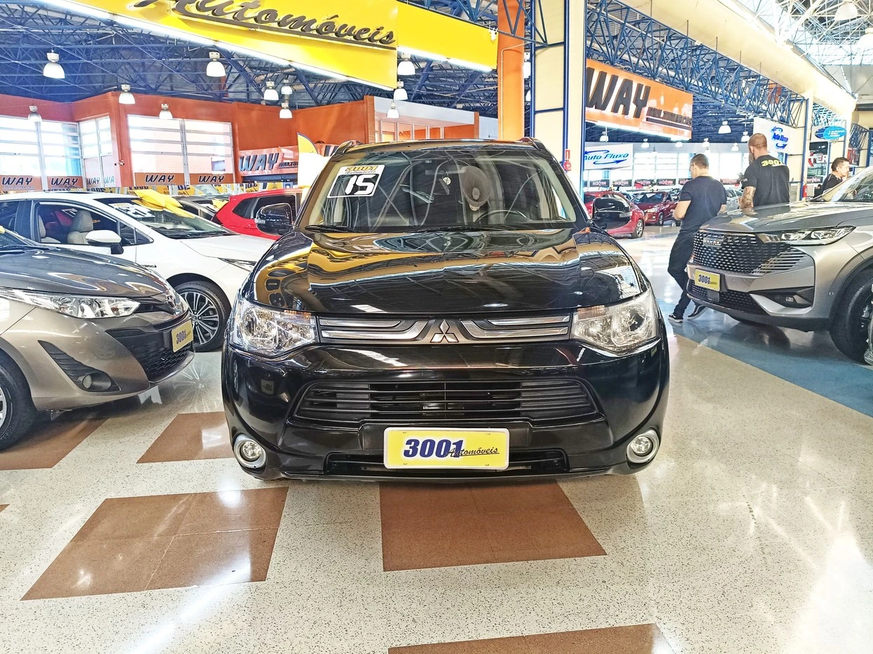 MITSUBISHI OUTLANDER