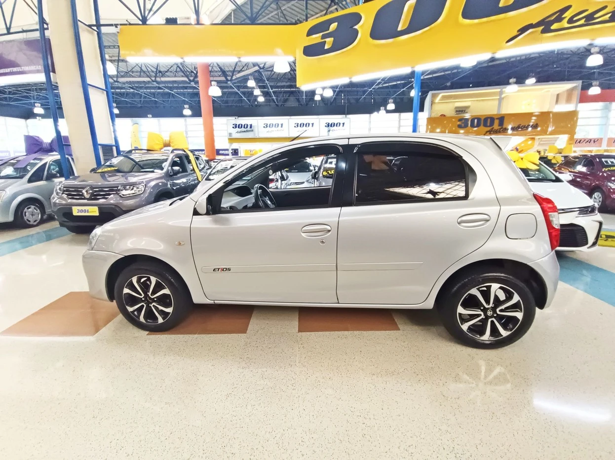 TOYOTA ETIOS