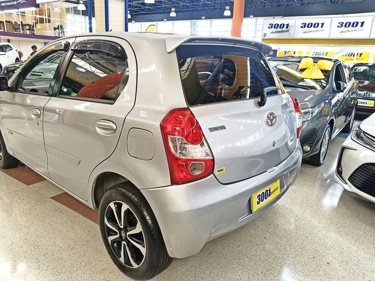 TOYOTA ETIOS