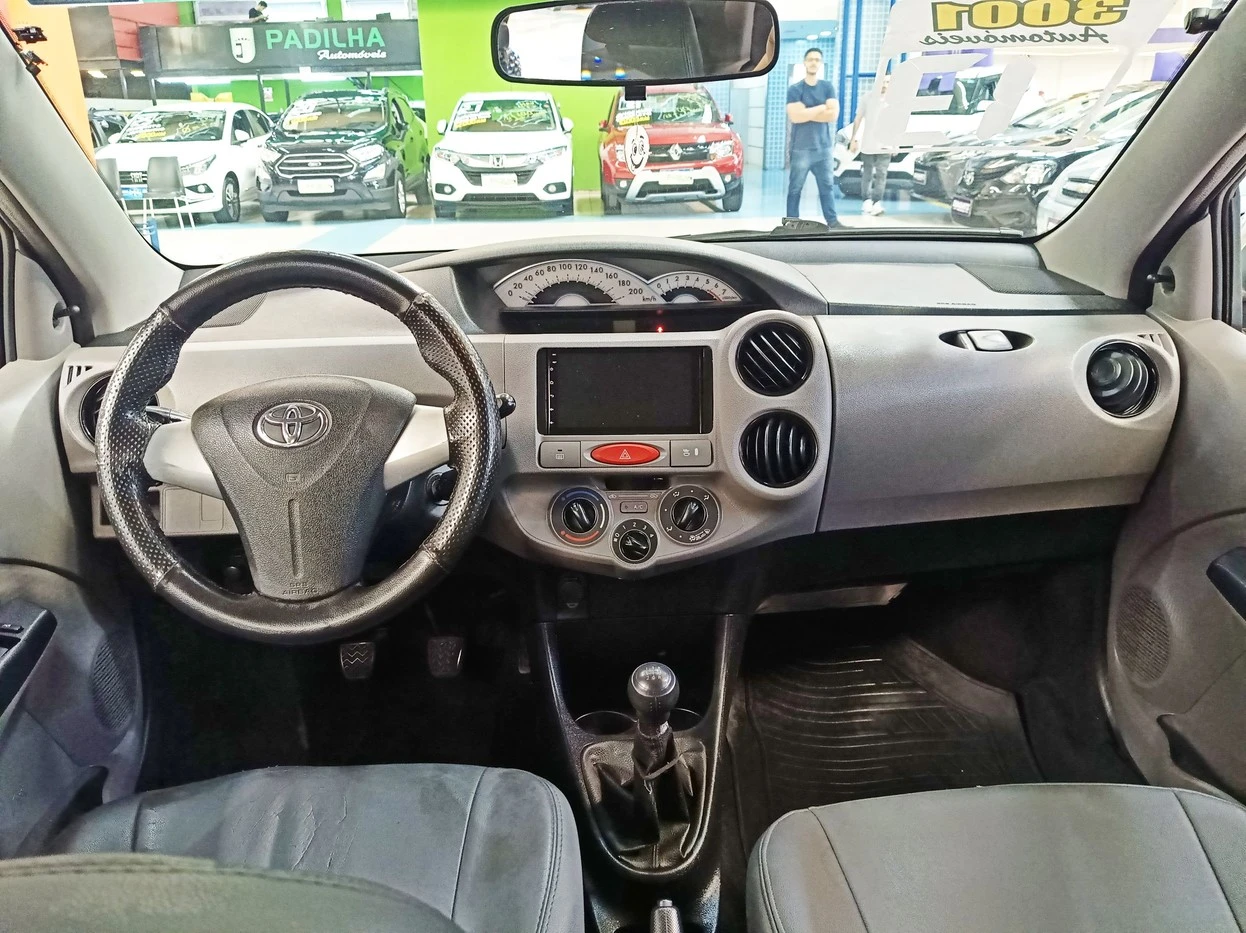 TOYOTA ETIOS