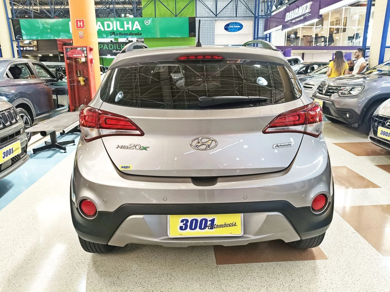 HYUNDAI HB20X
