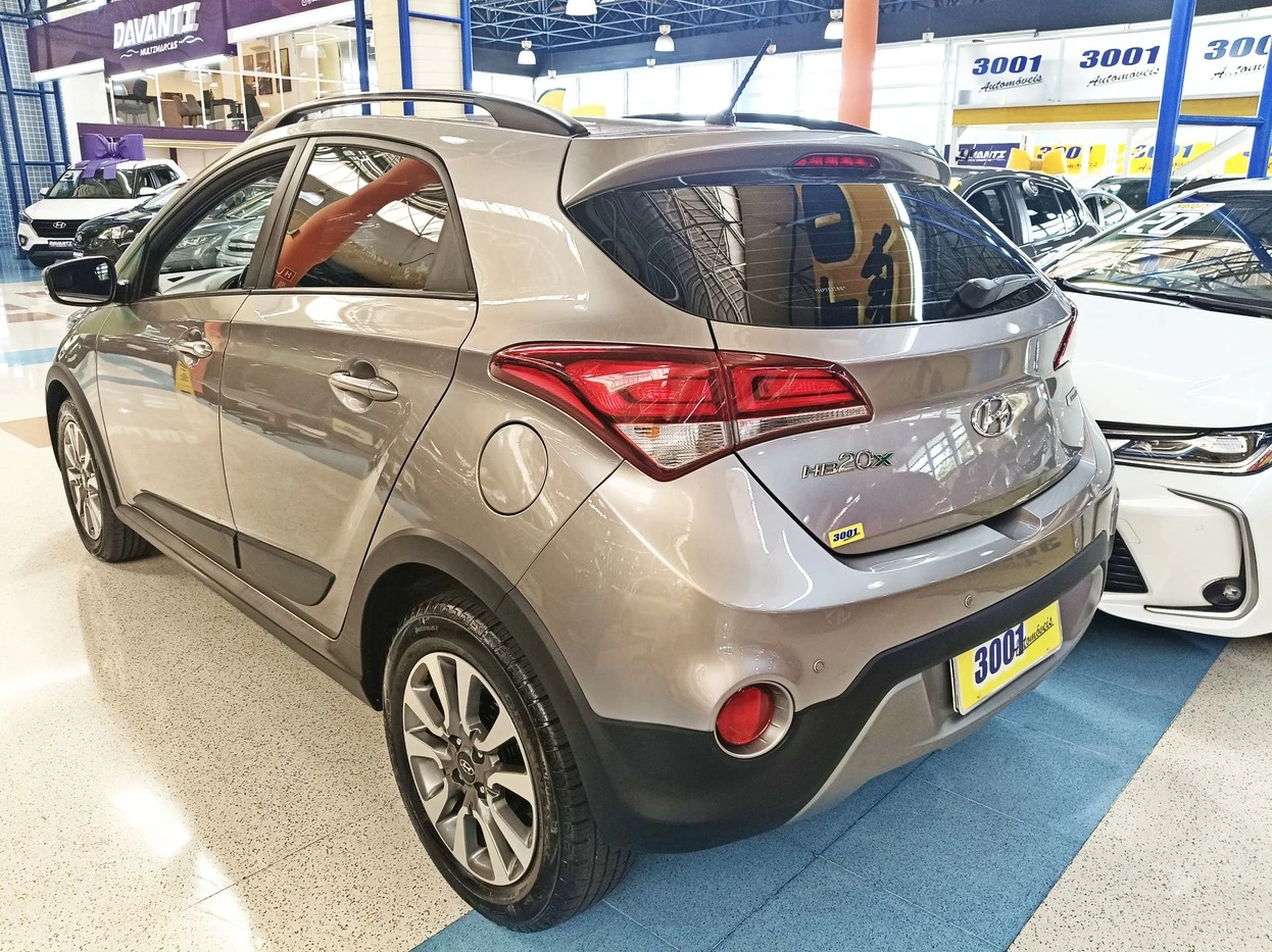 HYUNDAI HB20X