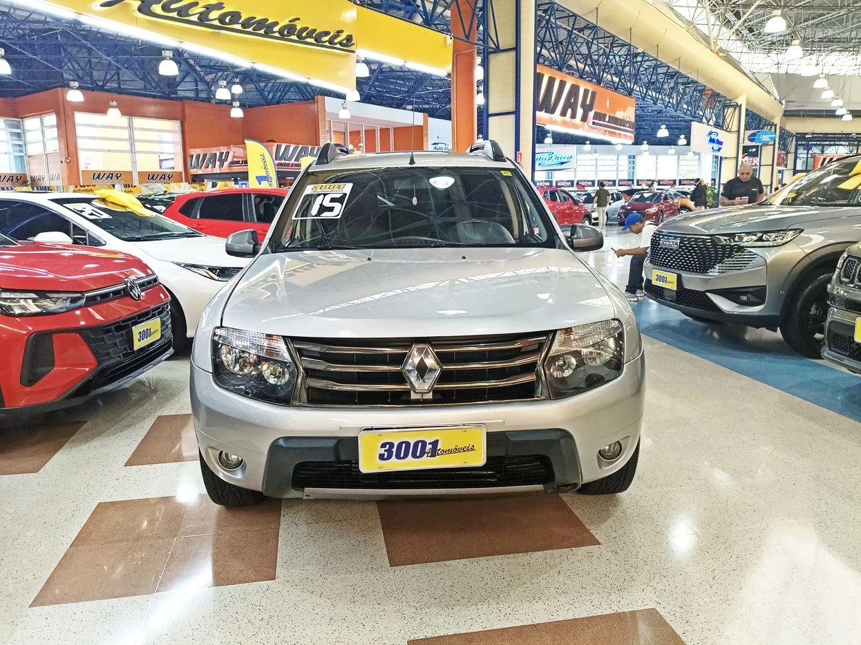 RENAULT DUSTER