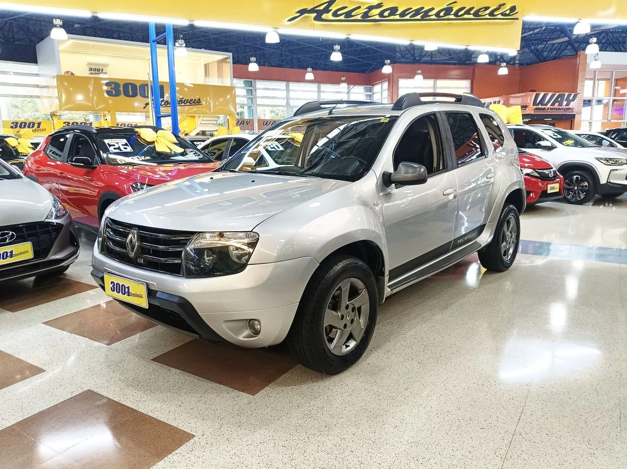 RENAULT DUSTER