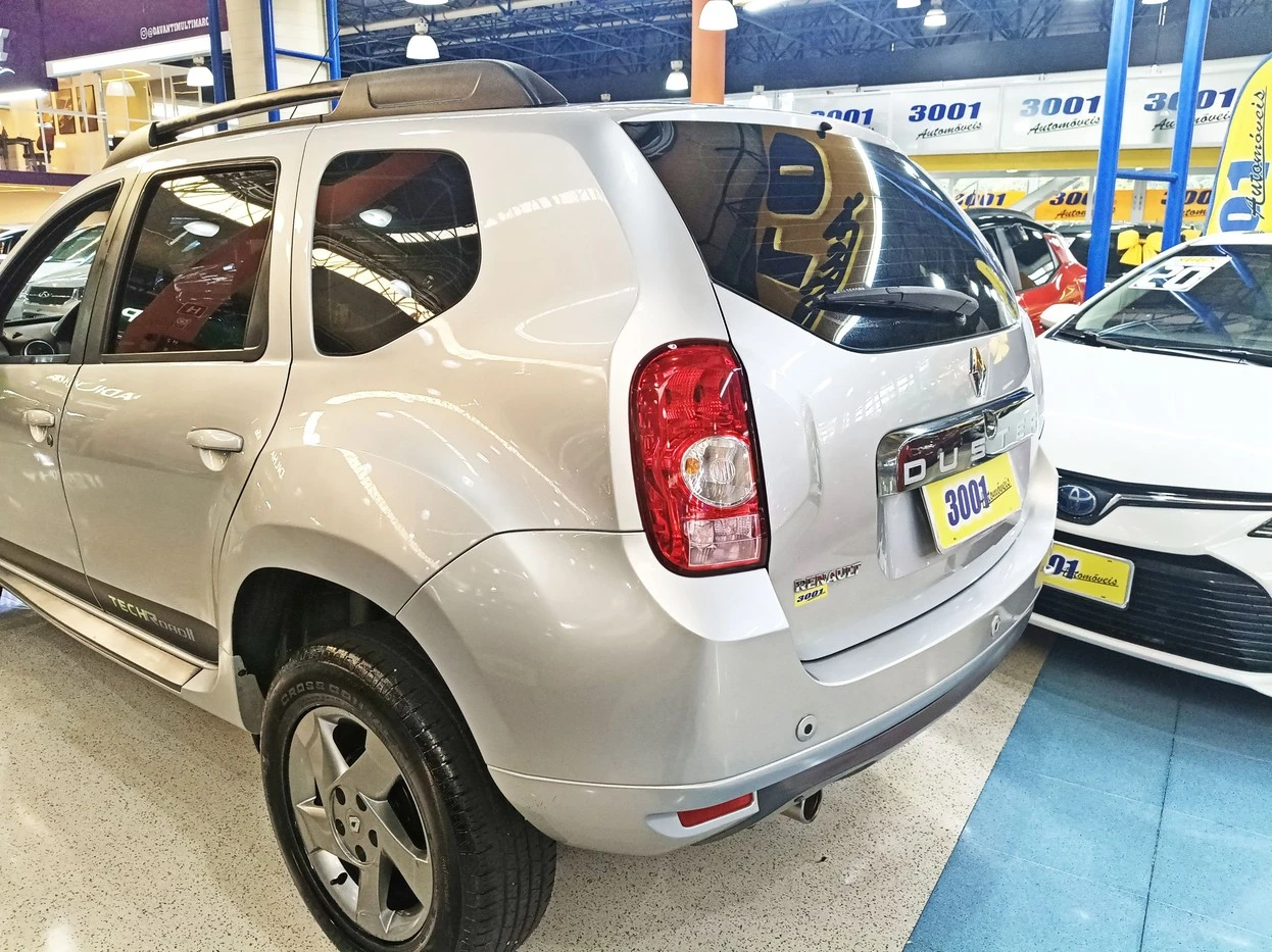 RENAULT DUSTER