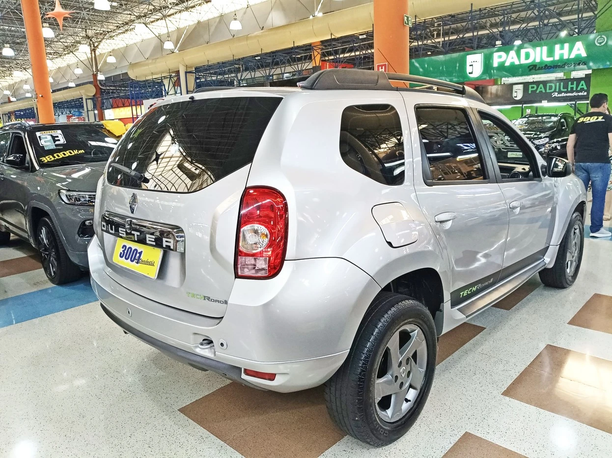 RENAULT DUSTER