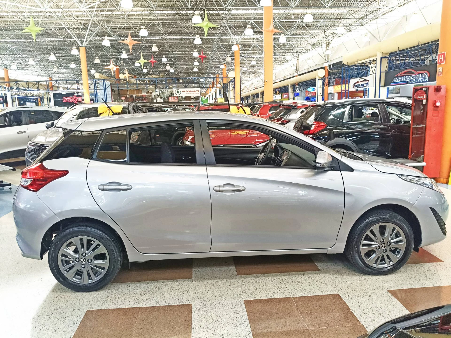 TOYOTA YARIS