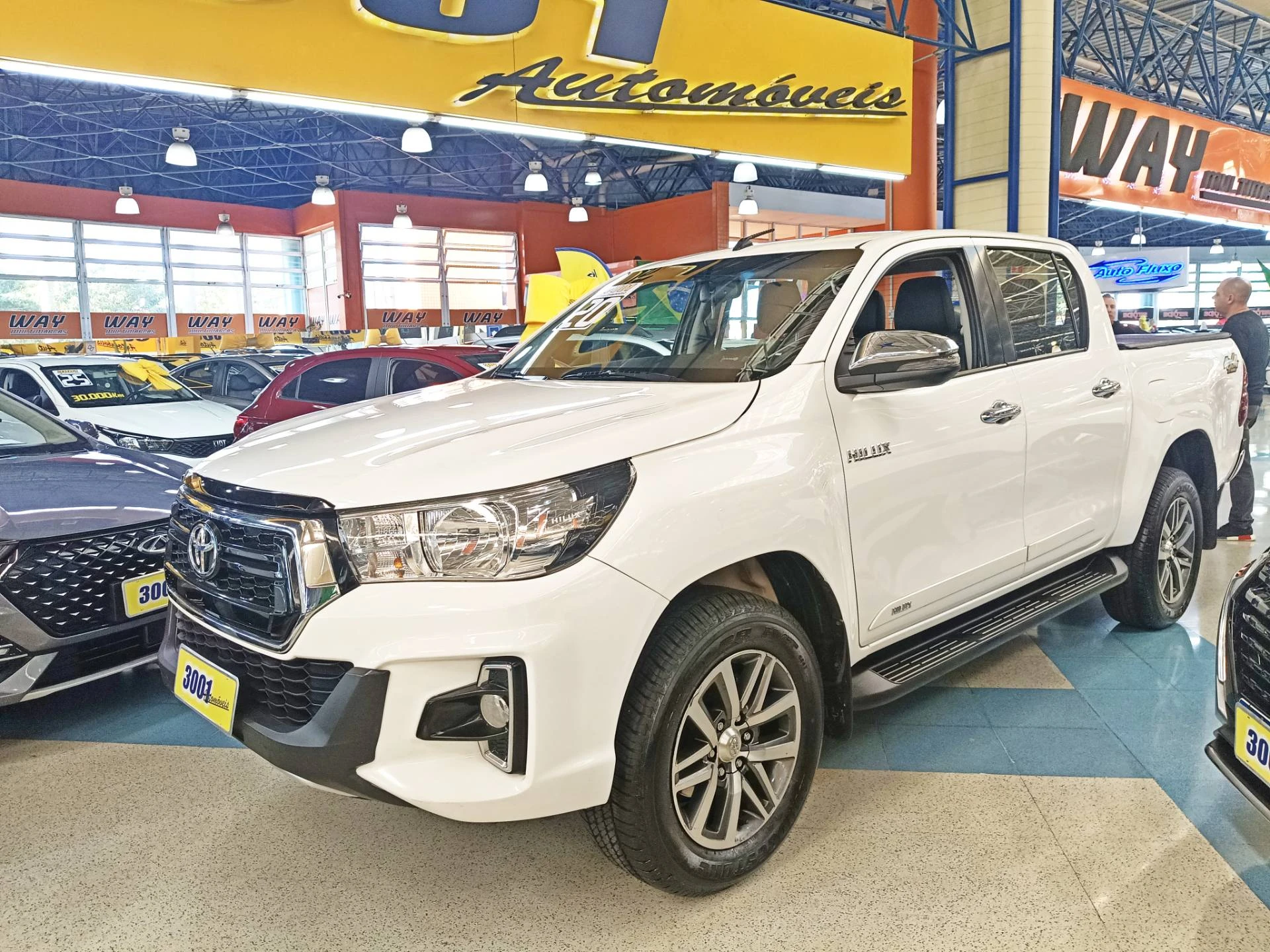 TOYOTA HILUX