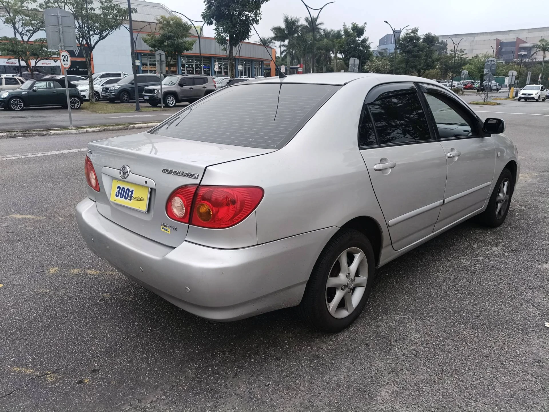 TOYOTA COROLLA