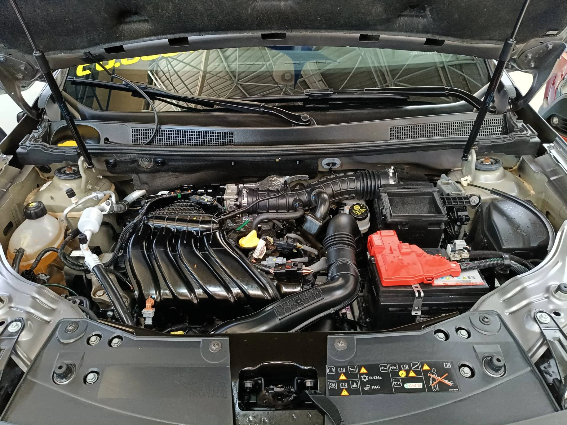 RENAULT DUSTER