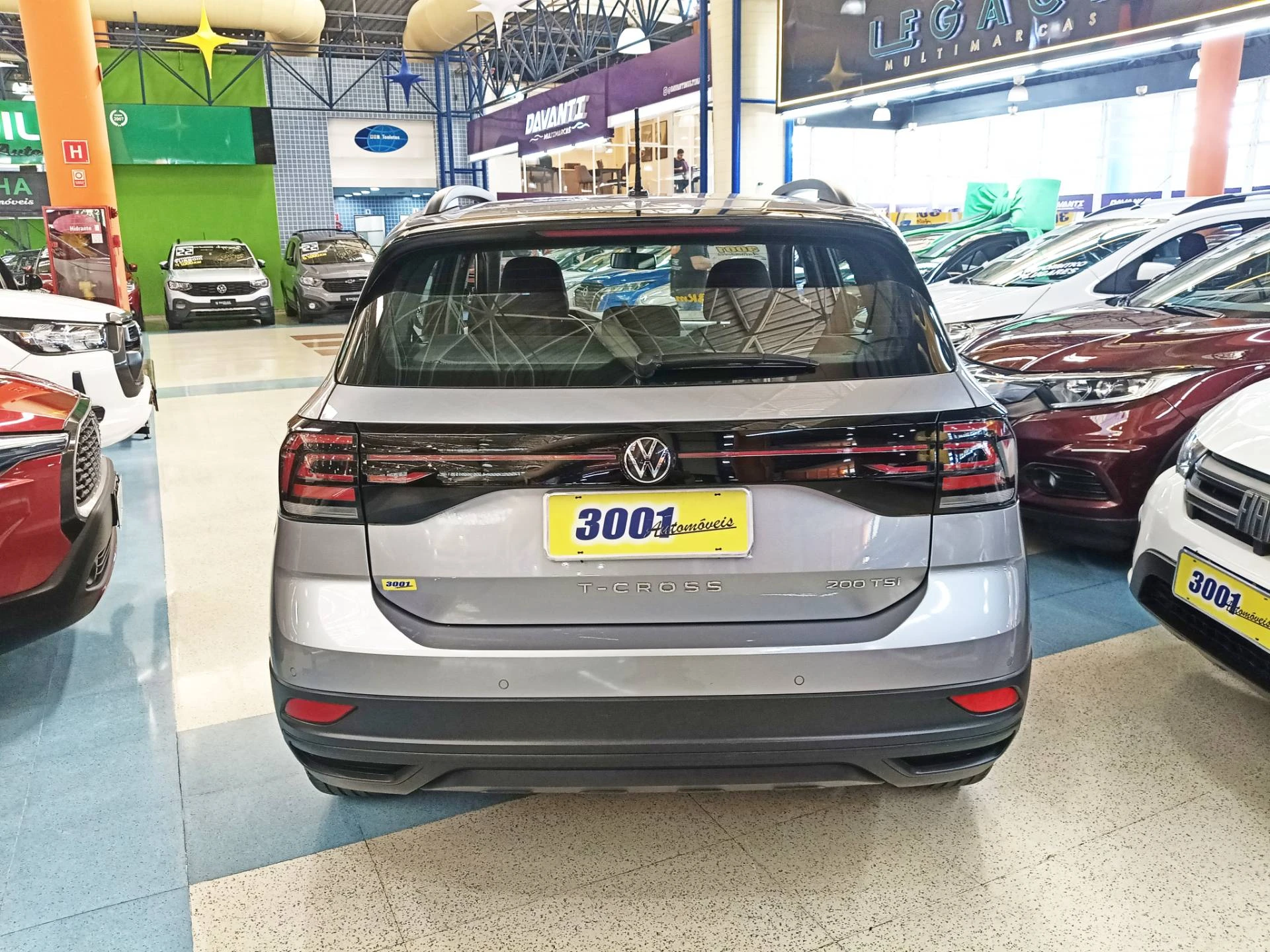 VOLKSWAGEN T-CROSS