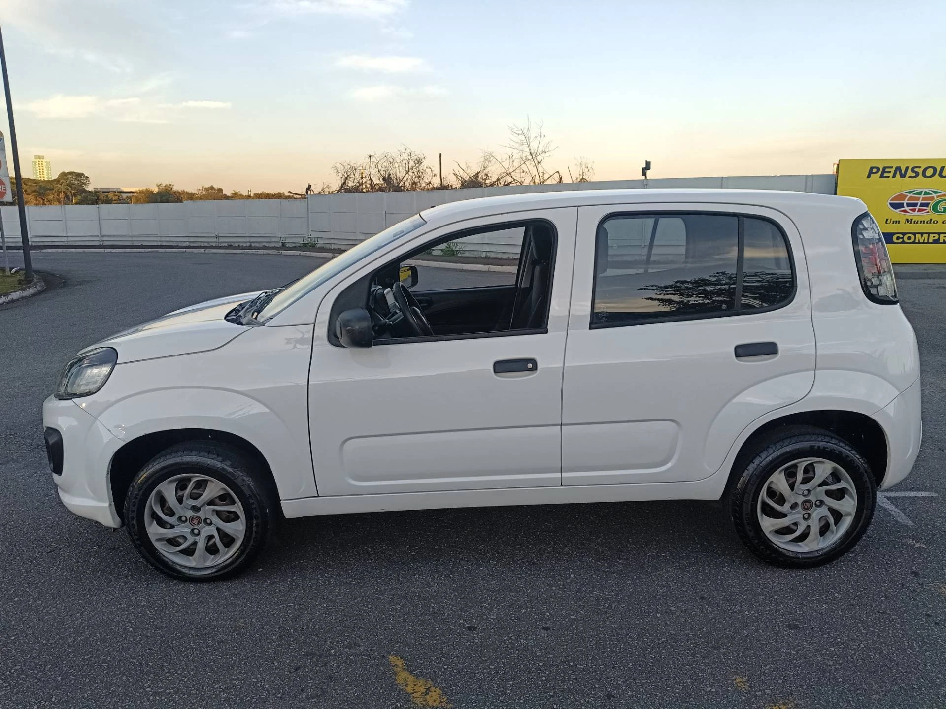 FIAT UNO