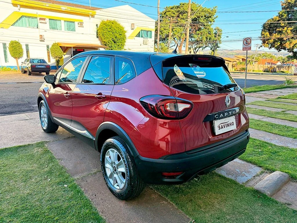 RENAULT CAPTUR