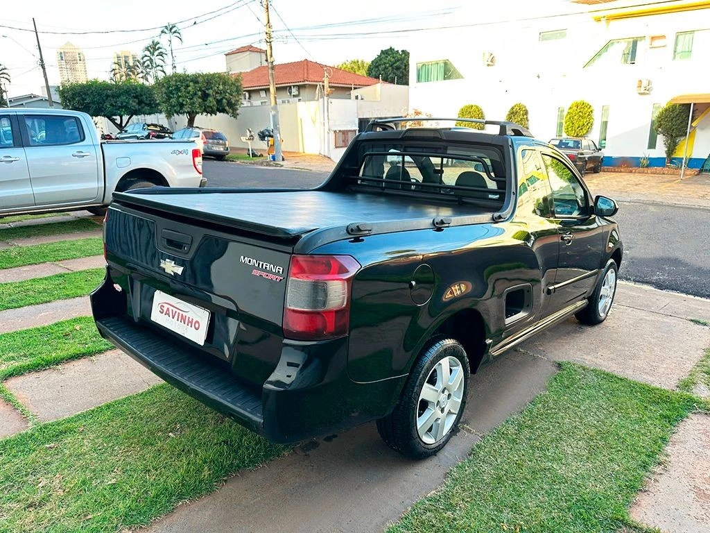 CHEVROLET MONTANA