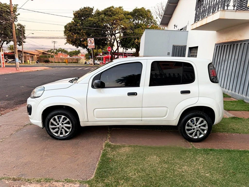 FIAT UNO