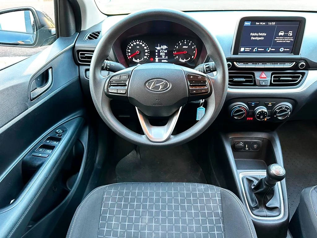 HYUNDAI HB20
