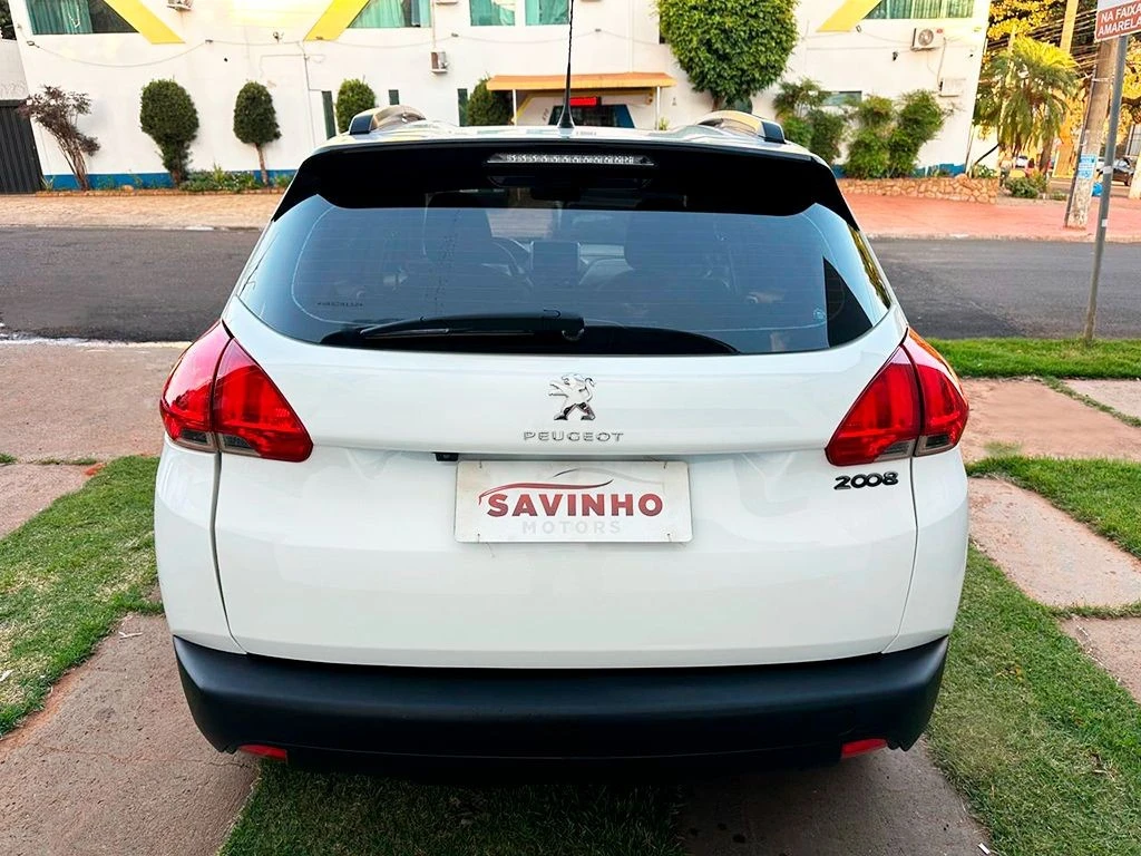 PEUGEOT 2008