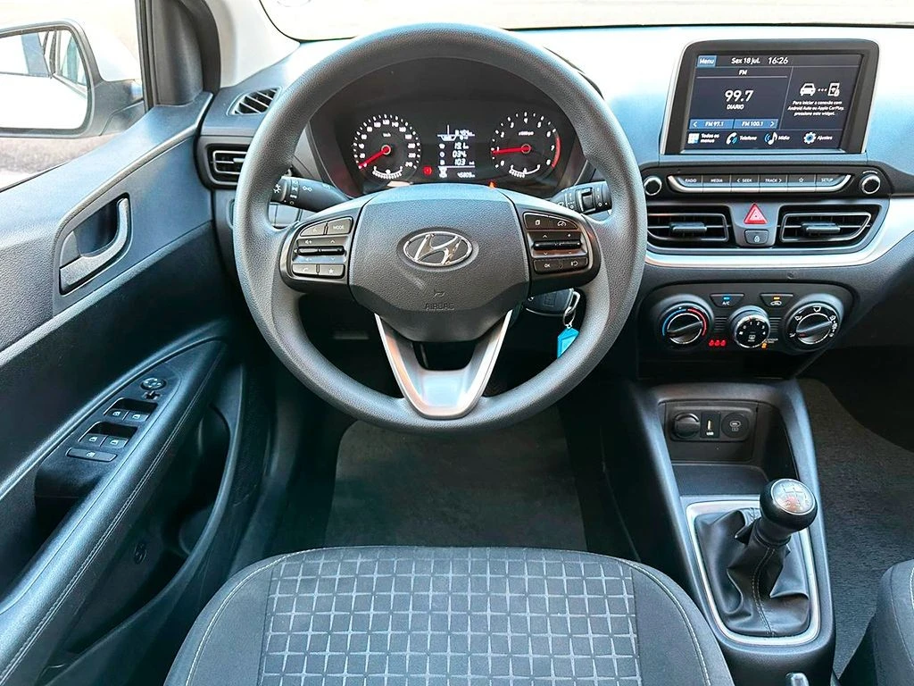 HYUNDAI HB20