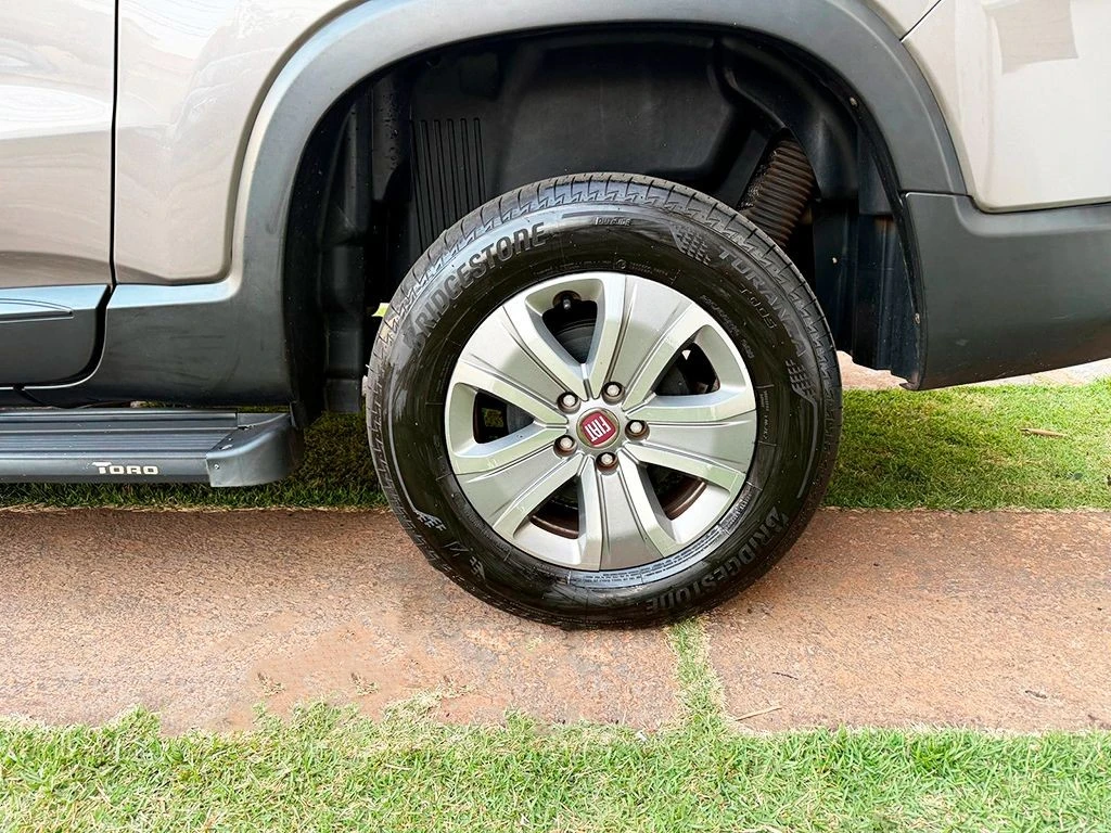 FIAT TORO