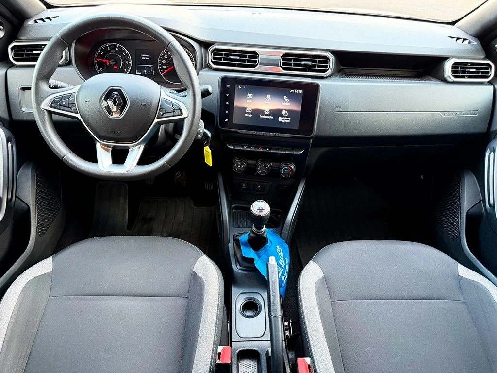 RENAULT DUSTER