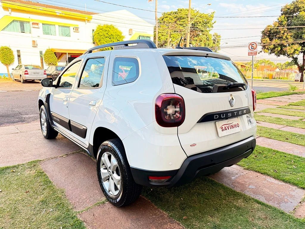 RENAULT DUSTER