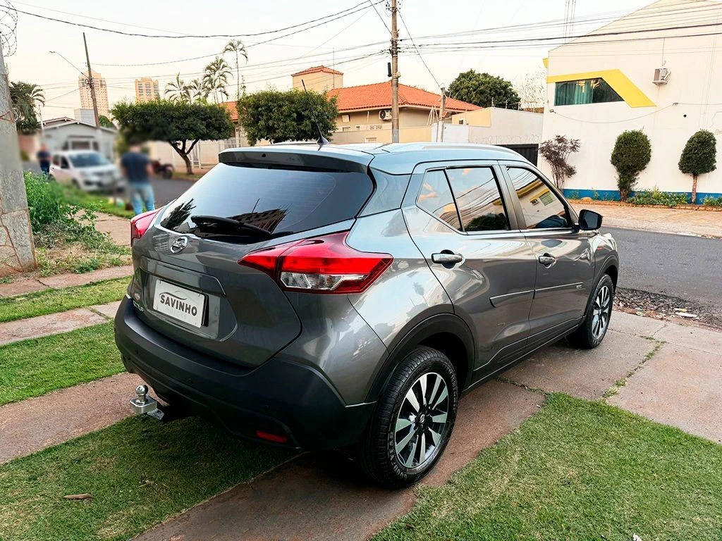 NISSAN KICKS
