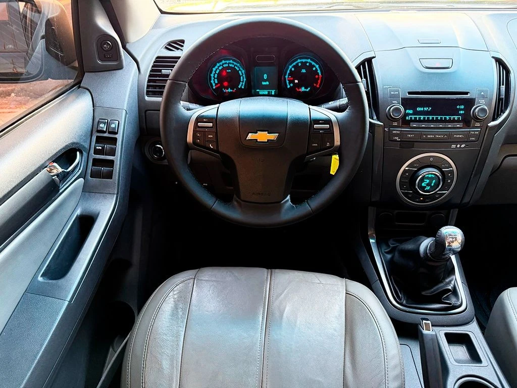 CHEVROLET S10