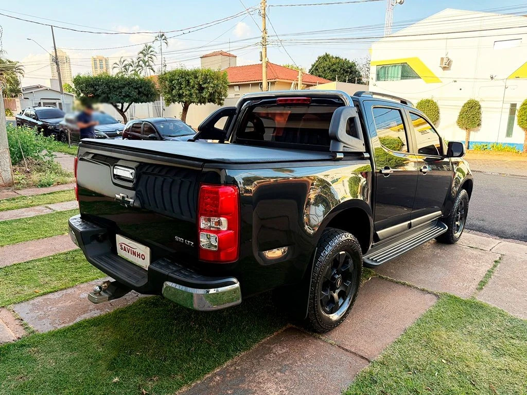 CHEVROLET S10